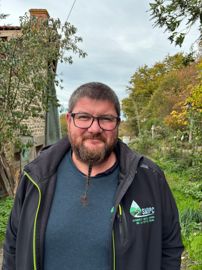 Julien Lemesle  technicien rivière du Syndicat mixte du bassin de la petite Creuse